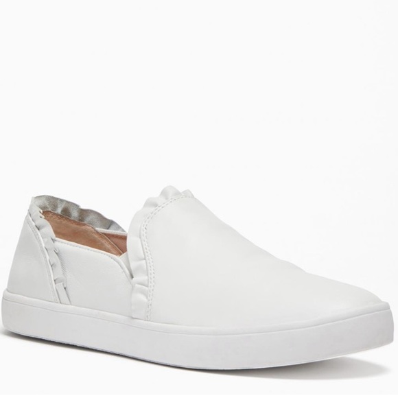 kate spade Shoes - Kate Spade Lily Sneaker